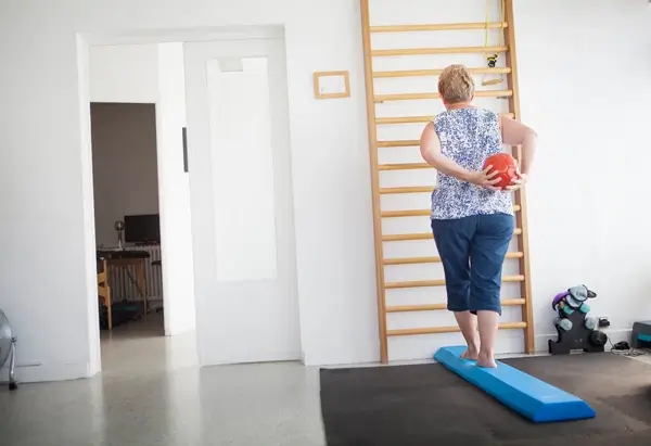 Read more about What is Vestibular Rehabilitation and How Can it Help You?